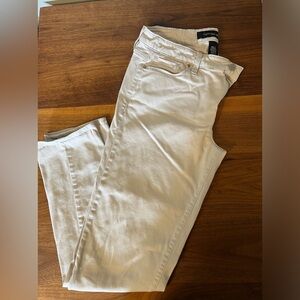 ☀️ Calvin Klein off white pants great used condition ☀️